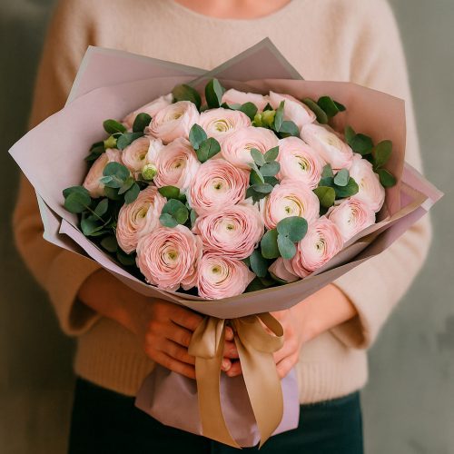 Букет цветов «Розовый лютик»