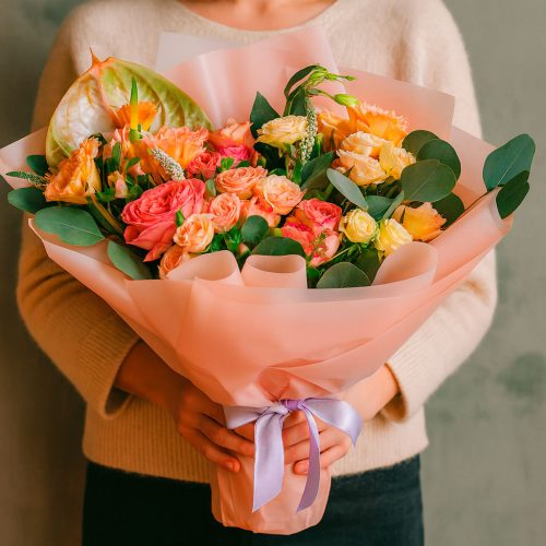 Красивый букет «Розовый шарм»